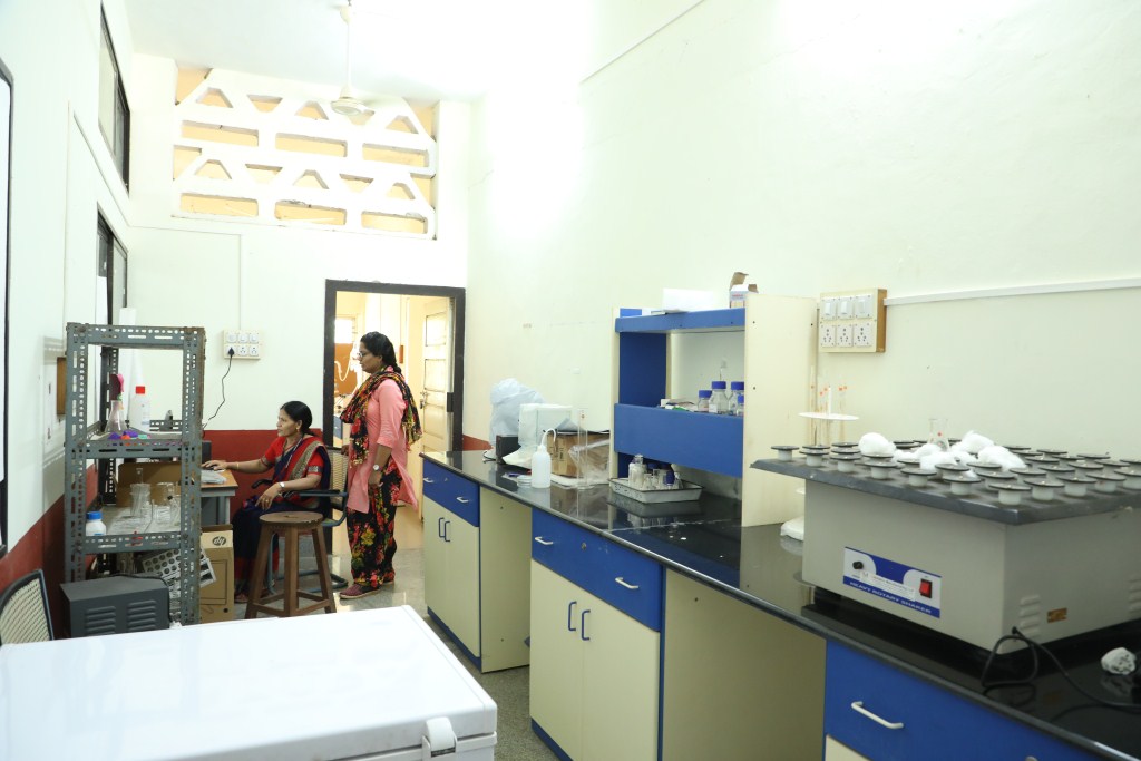 14.Bioscience_DST-SERB_Research_Lab