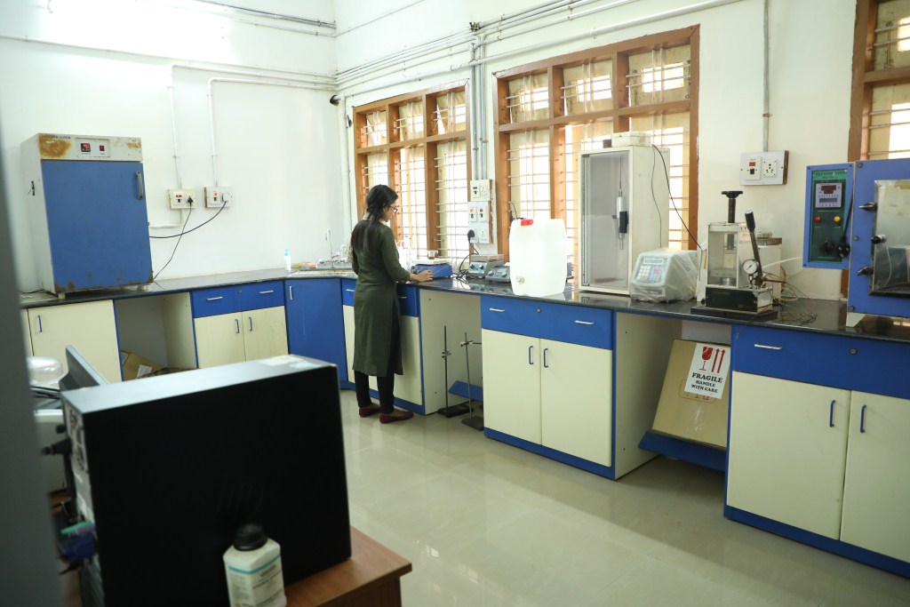 44.Material_Science_Research_Lab-2_G-15_