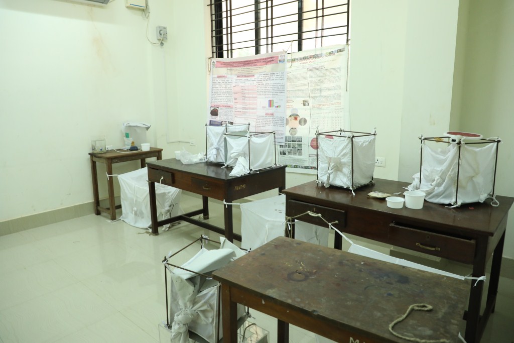 5.Applied_Botany_Research_Lab_B2-2