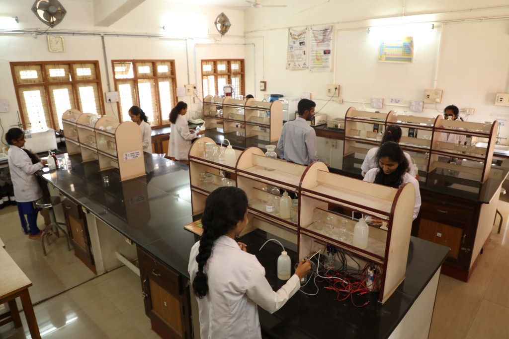 65.IC_Physical_Chemistry_Lab_S-20_21_